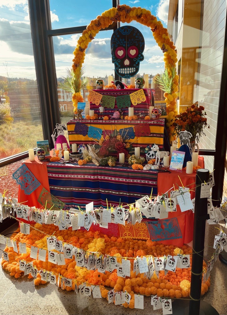 Eugene Family YMCA El Día de los Muertos Community Ofrenda